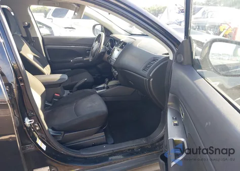 2018 Mitsubishi Outlander Sport 2.0 Es/2.0 Le z USA, uszkodzony, nr VIN JA4AP3AU4JU021005